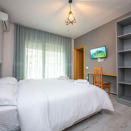 Aerial Hotel & Spa Vlore Exterior photo