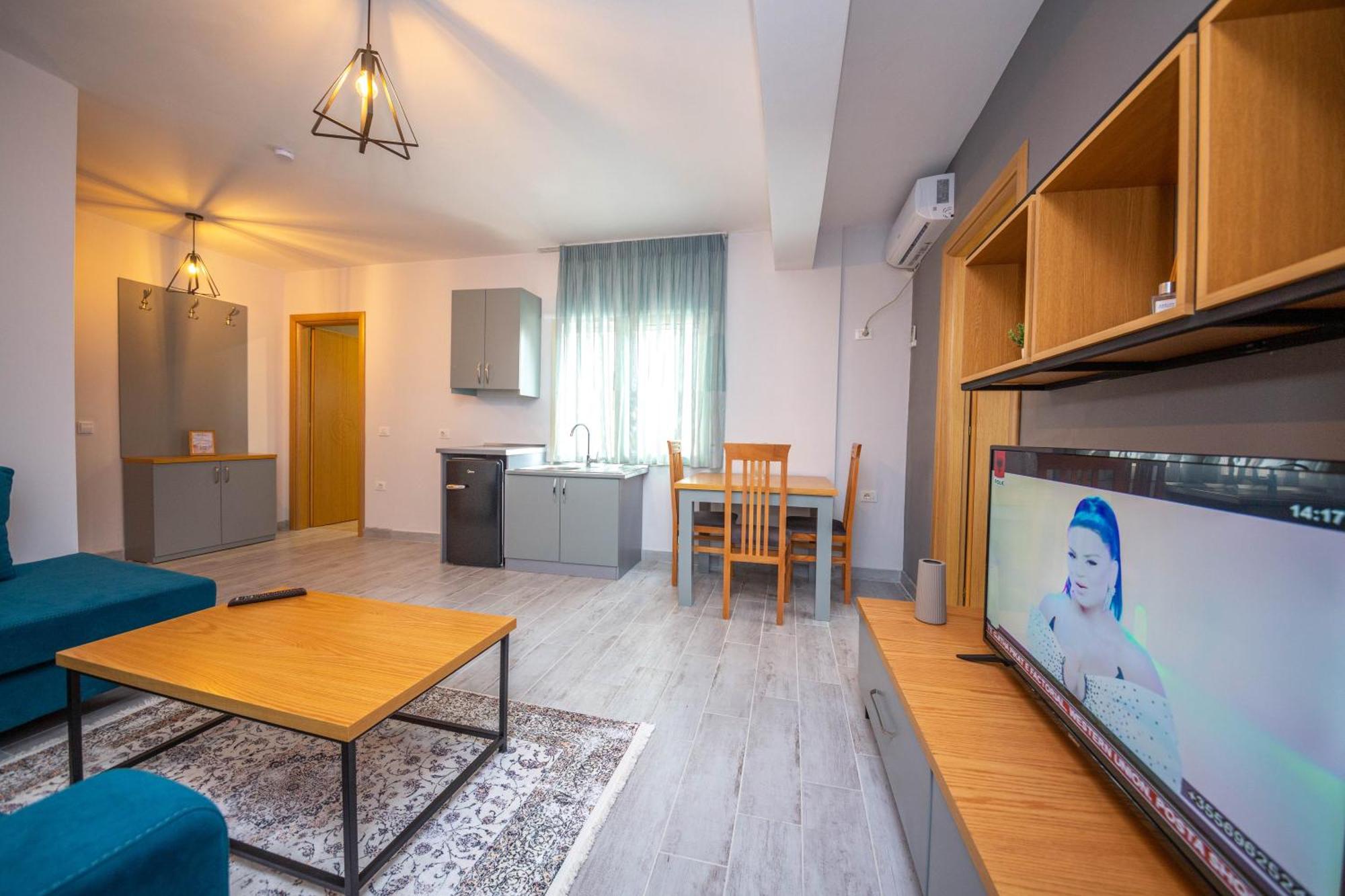 Aerial Hotel & Spa Vlore Exterior photo